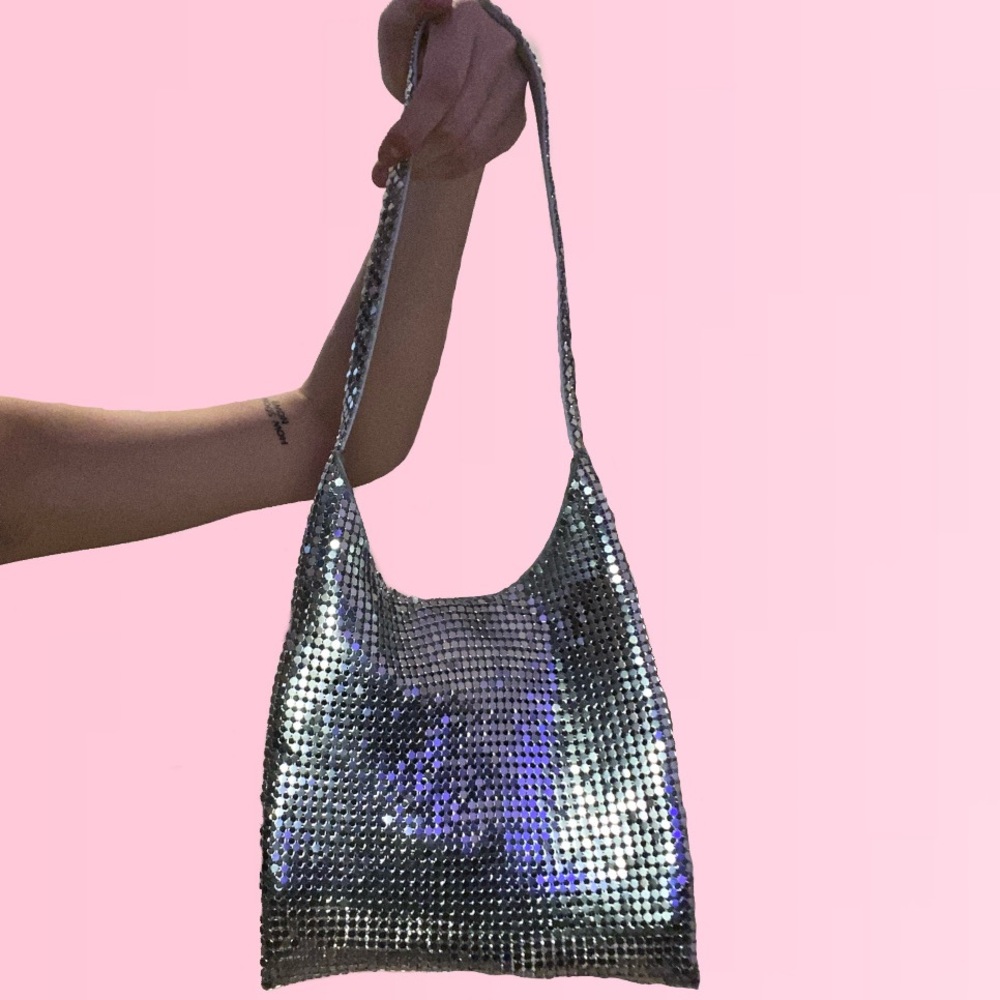 adorable purse!